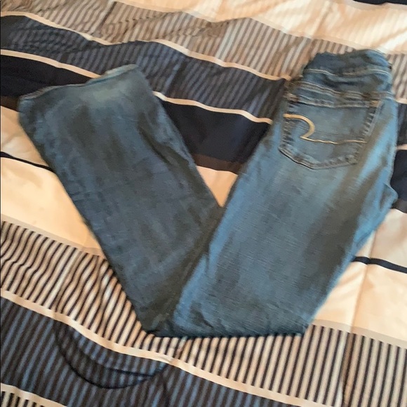 American Eagle Jeans - Picture 2 of 9